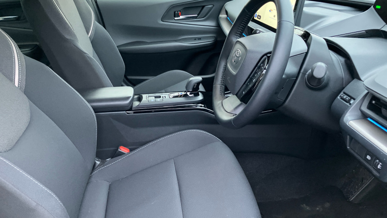 Toyota Prius 2.0 PHEV Design 5dr CVT Hatchback